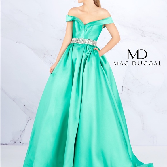 Mac Duggal mint green. DRESS HAS NO BELT!!!! - Picture 4 of 6